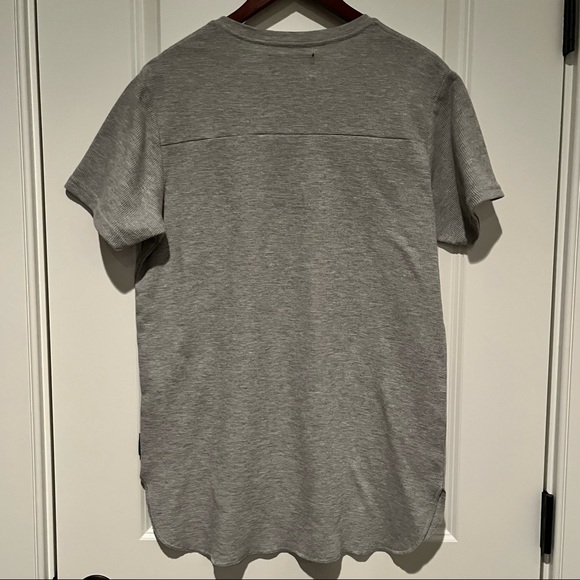 Men’s Among Equals by Cotton On Grey Short Sleeve Henley High Low T-shirt Sz M - Picture 2 of 8